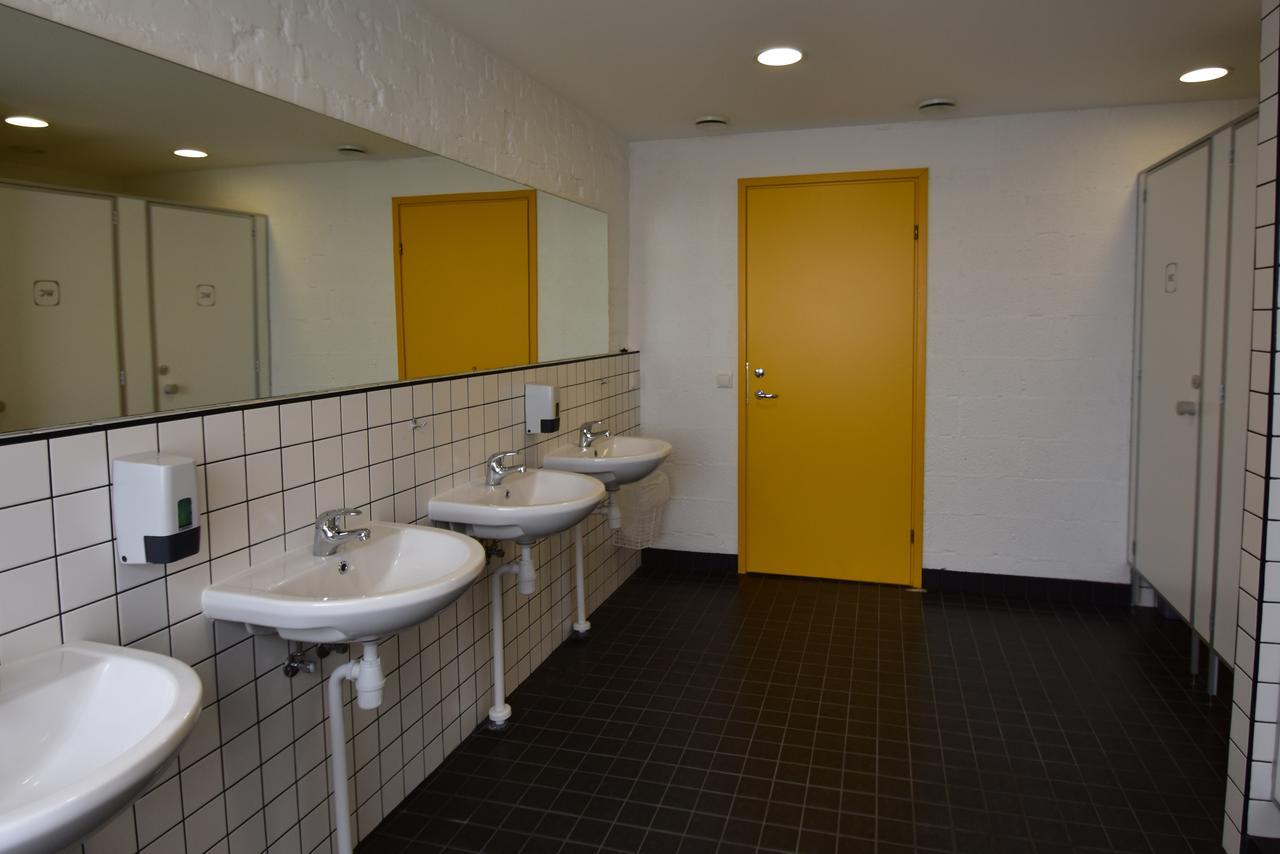 Saare Automatic Hostel Pärnu Kültér fotó
